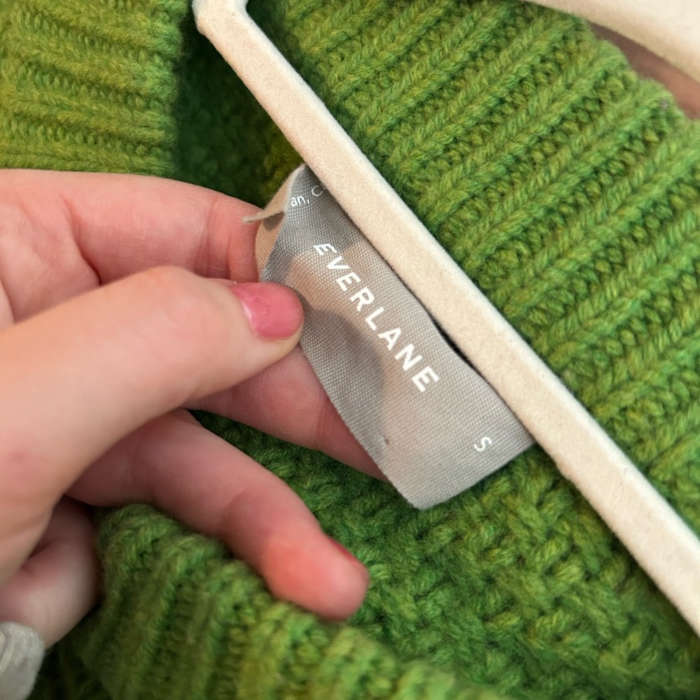 Everlane Lime Green Cable-Knit Crewneck Sweater - Picture 3 of 4